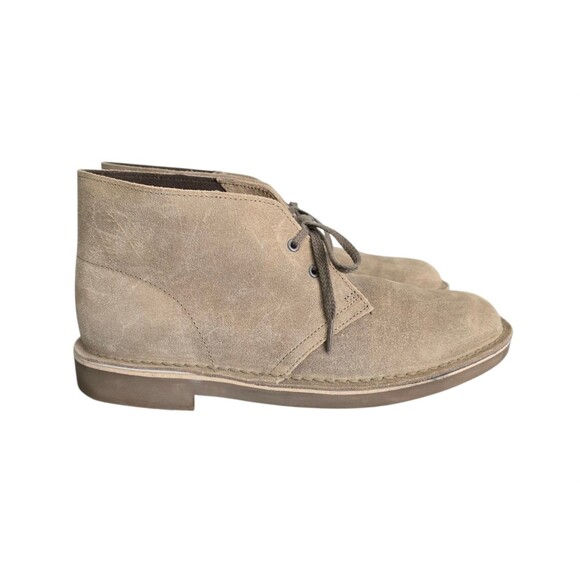 Clarks Bushacre 2 Shoes Mens Size 9M Taupe Distressed Suede Chukka Boots